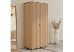 Armoire Albane effet lattes